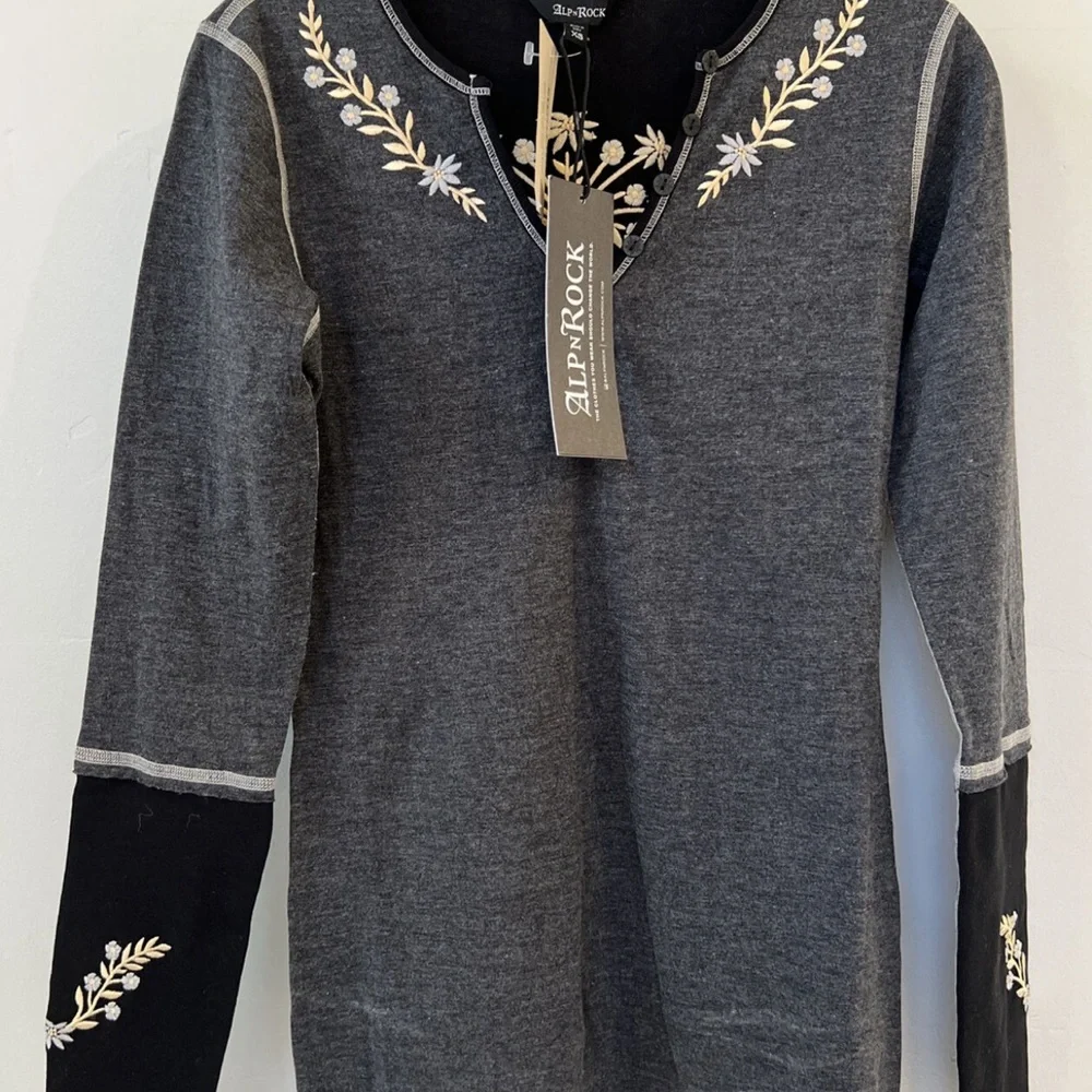 Alp N Rock Mountain Flower Henley. New with tags. - Picture 3 of 4